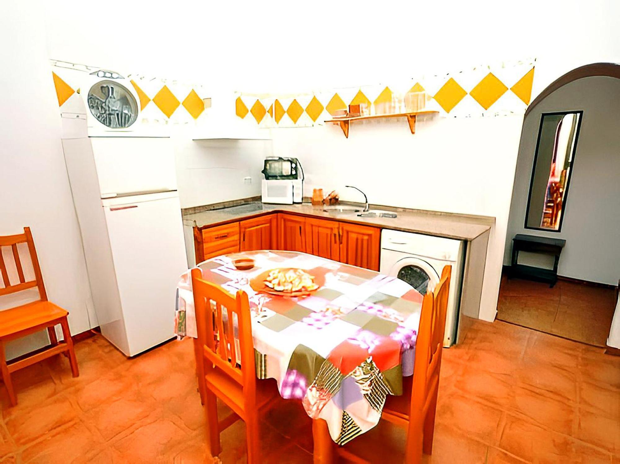 Noria Familias Y Parejas Gold Apartment *